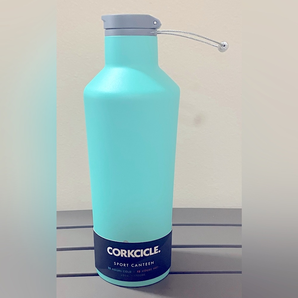 Corkcicle Turquoise Sport Canteen 40 oz